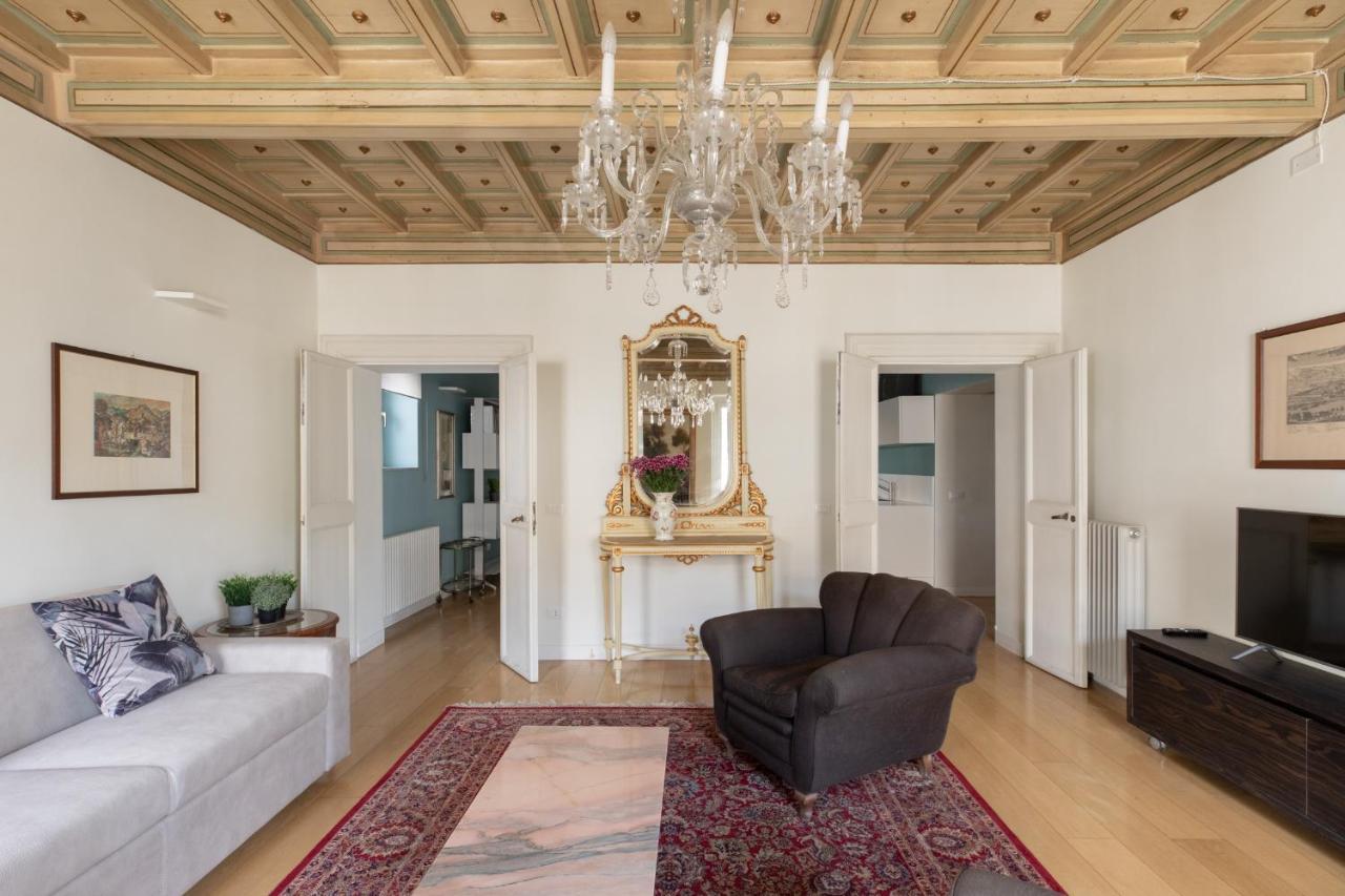 Iflat Amazing Apartment With Terrace In Monti Rome Buitenkant foto